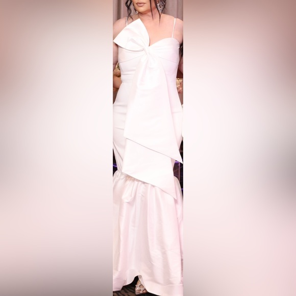 Badgley Mischka Dress - Picture 2 of 7